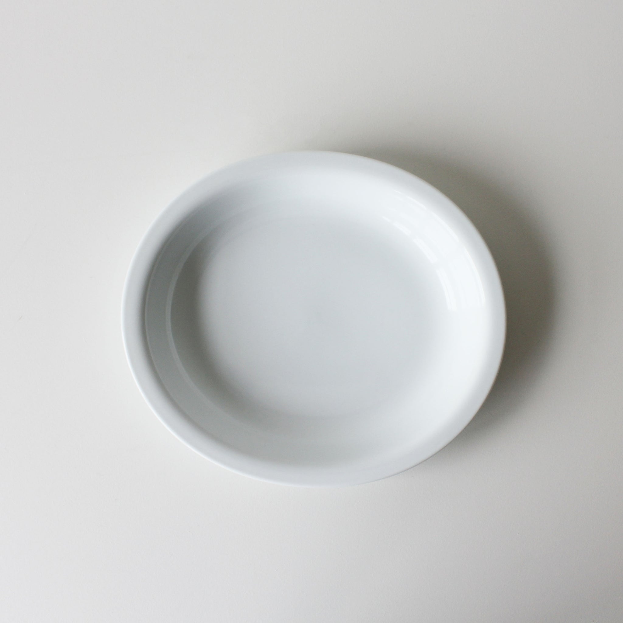 Oval Deep Pasta Bowl by Cecilie Manz